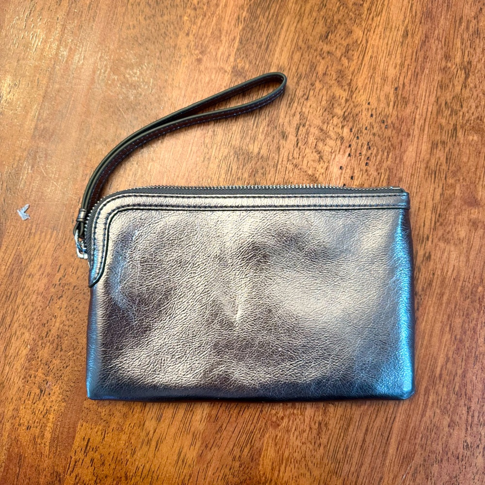 Fossil wristlet- rose gold/ chrome-ish